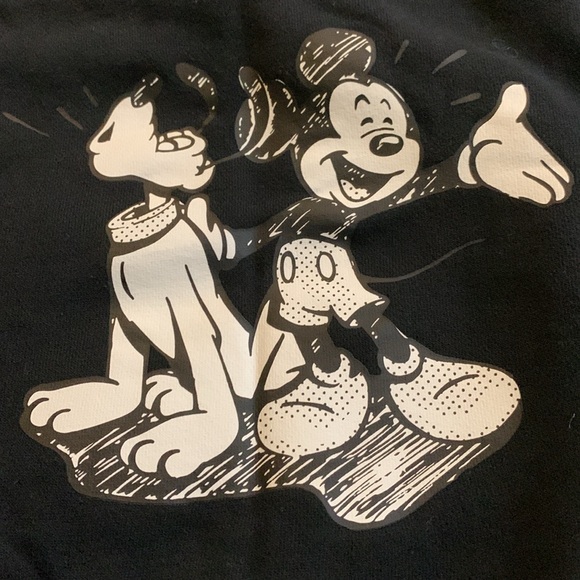 Uniqlo X Joshua Vides Mickey Crewneck Pullover - Picture 7 of 9